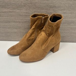 Steve Madden boots